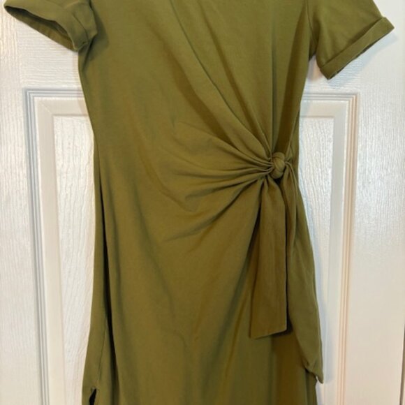 Sezane Pippa dress in Kiwi Small - Picture 2 of 6